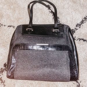 Pre Loved Black Two Tone Coach purse.